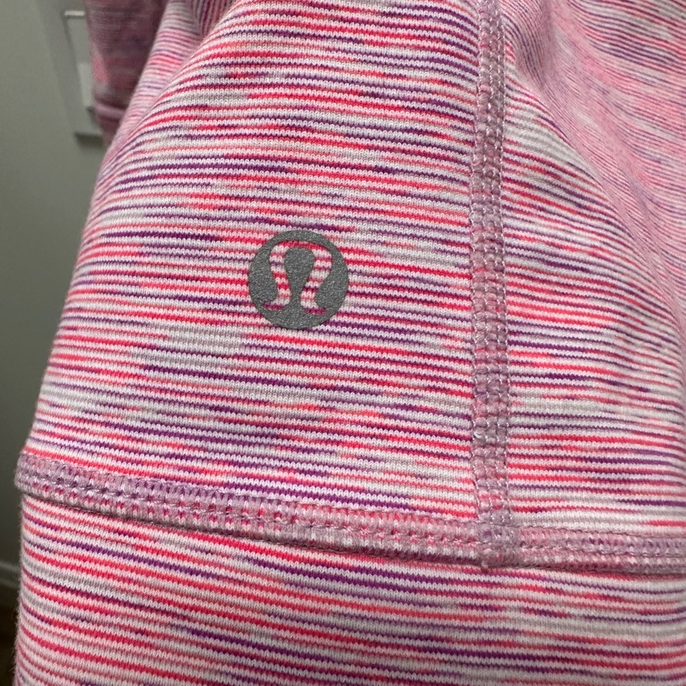 Lululemon stride jacket wee are from space - Picture 8 of 8